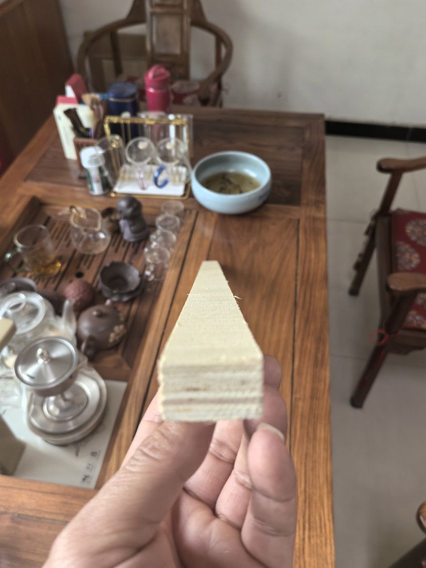 點(diǎn)擊查看詳細(xì)信息<br>標(biāo)題：LVL多層條 閱讀次數(shù)：22